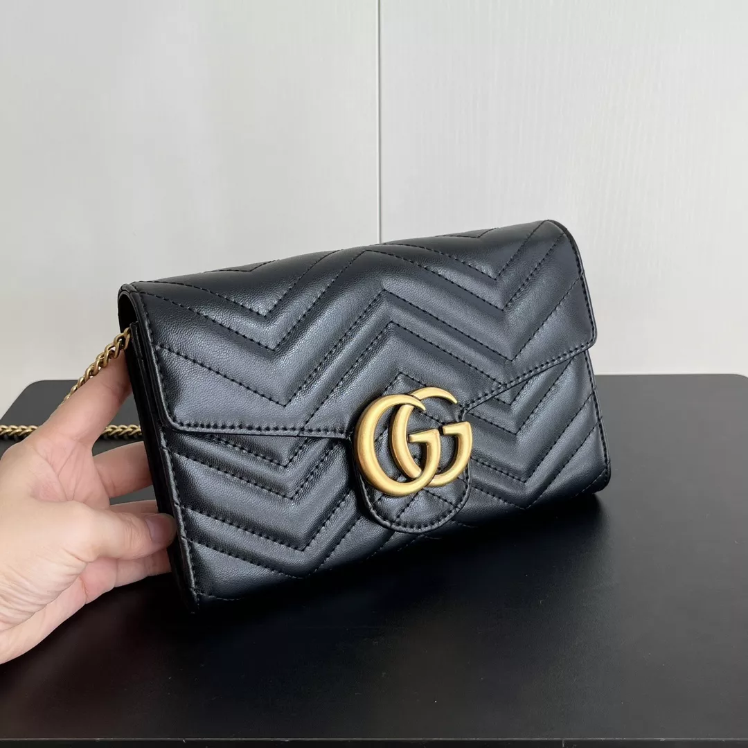 Gucci AAA Quality Messenger Bags For Women StreetReady 9420