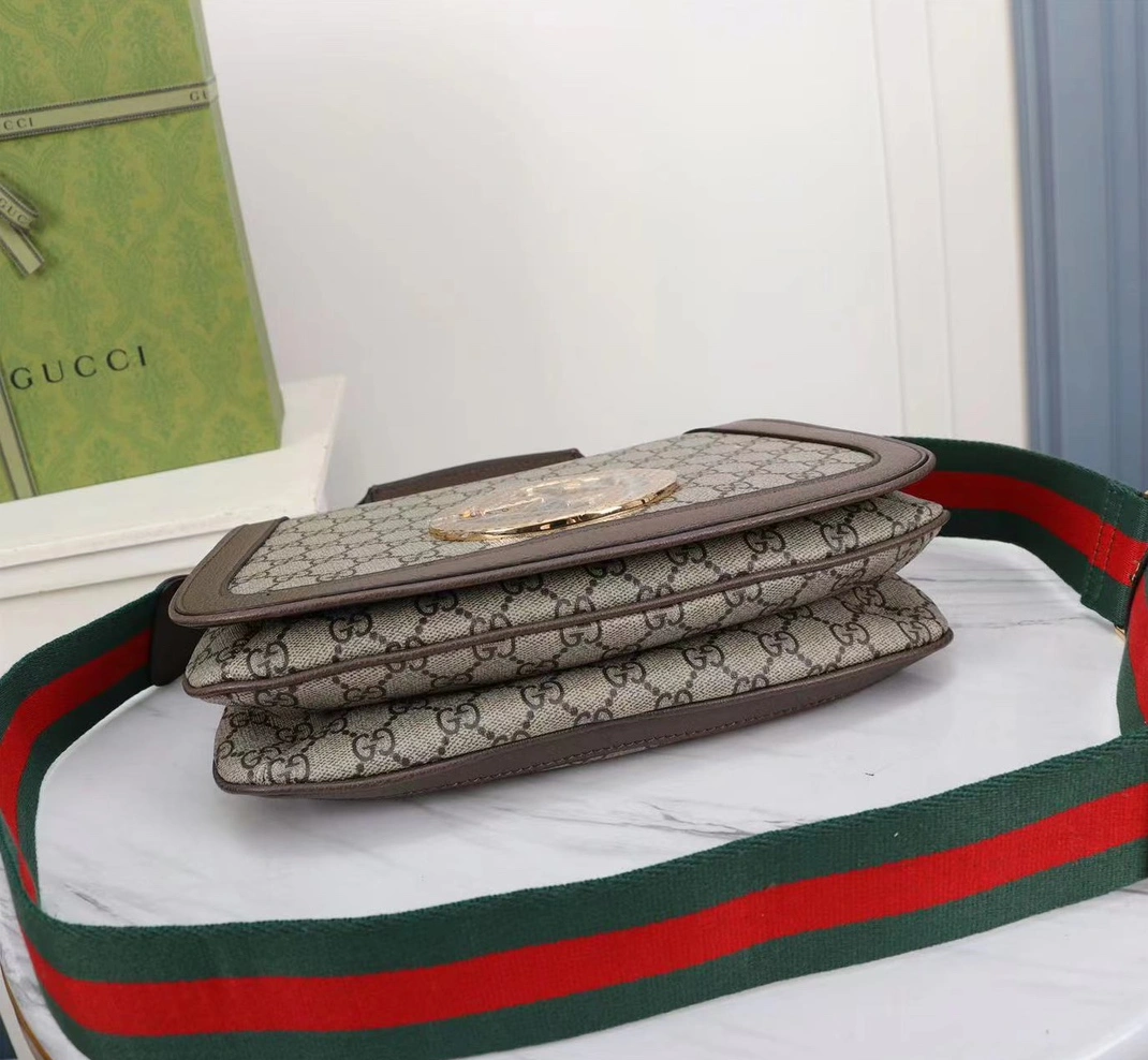 Gucci AAA Quality Messenger Bags For Women Timeless 4228