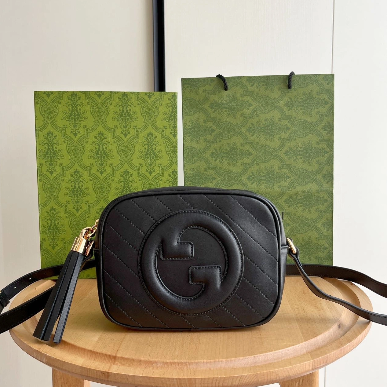 Gucci AAA Quality Messenger Bags For Women TopPick 4436
