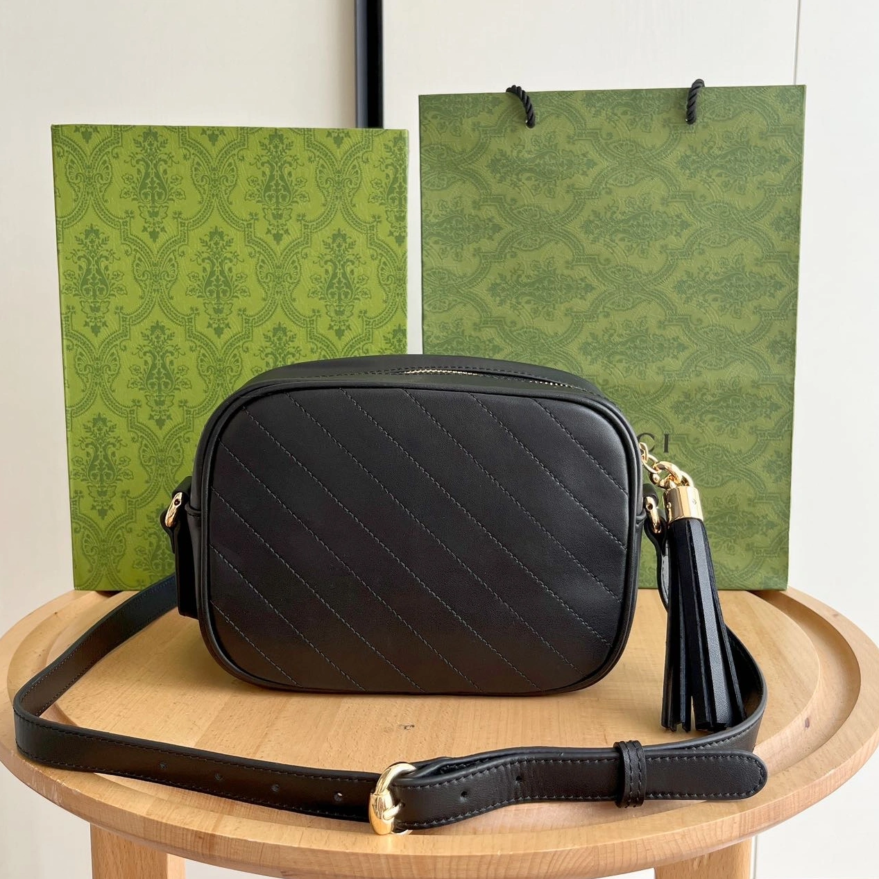 Gucci AAA Quality Messenger Bags For Women TopPick 4436