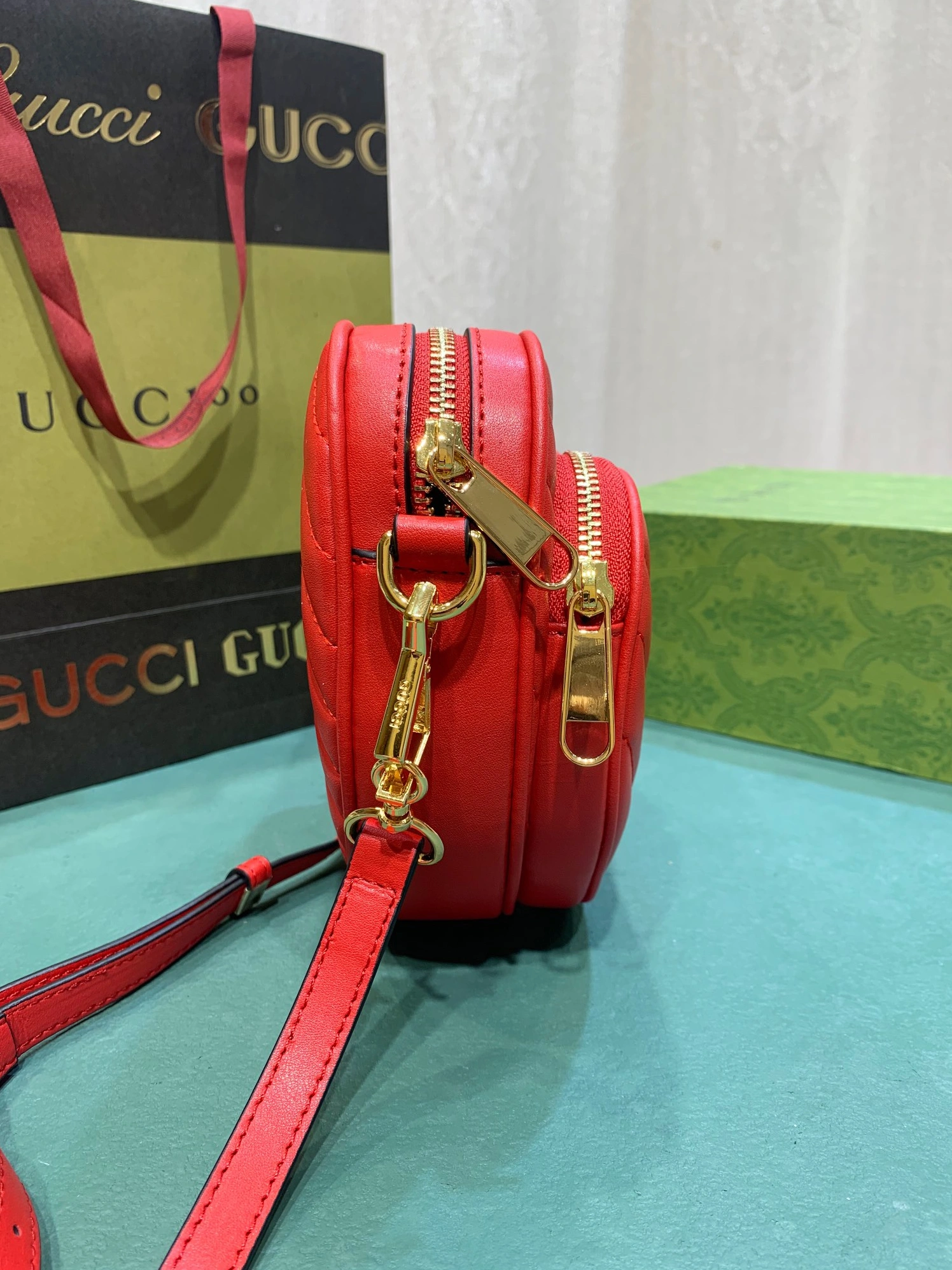 Gucci AAA Quality Messenger Bags For Women TopPick 7081