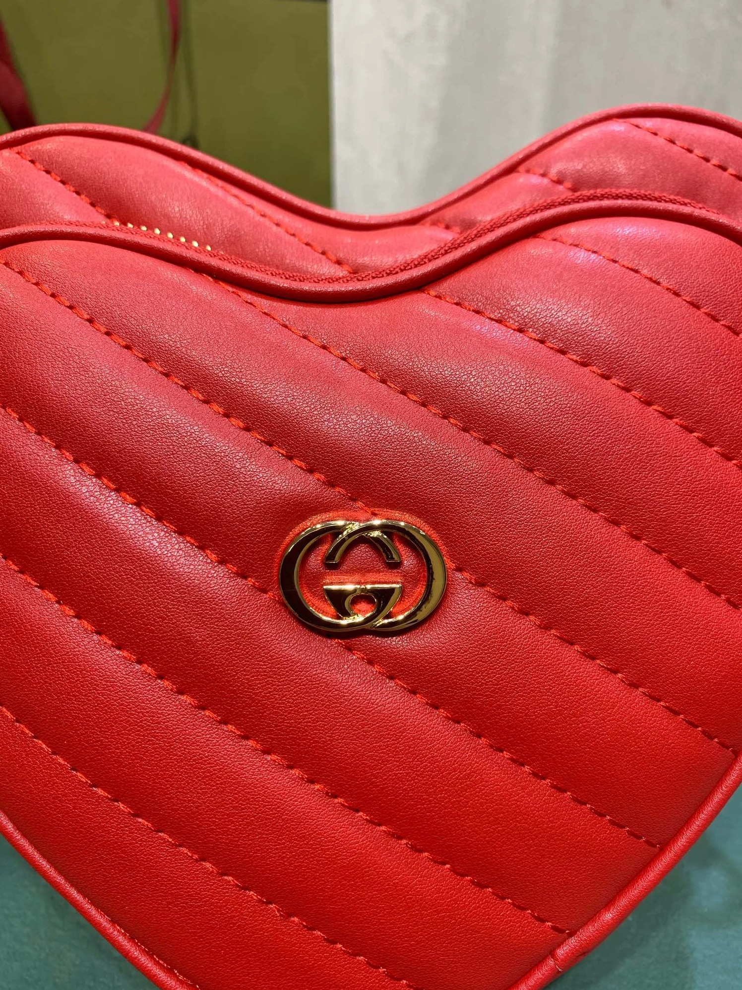 Gucci AAA Quality Messenger Bags For Women TopPick 7081