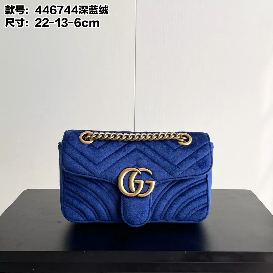 Gucci AAA Quality Messenger Bags For Women Trendsetting 4175