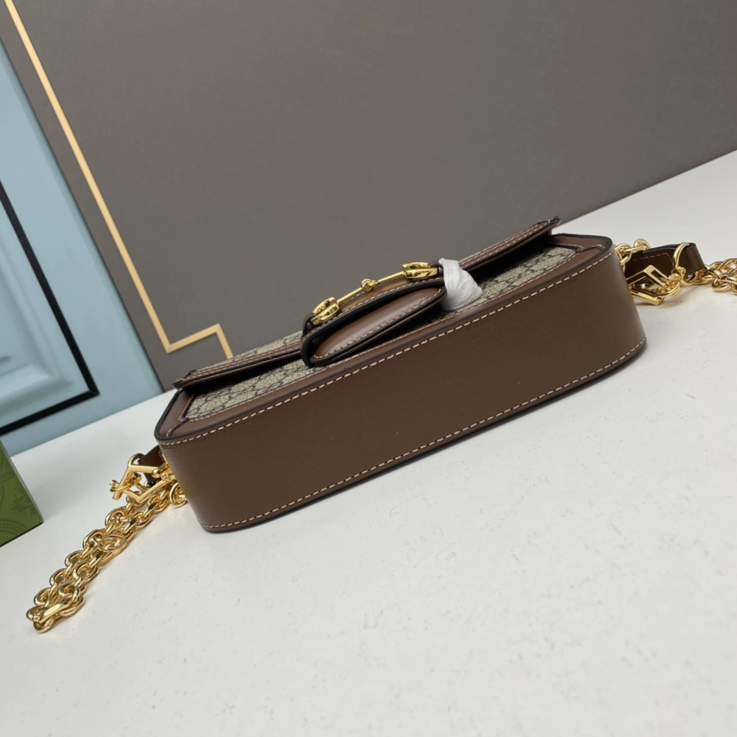 Gucci AAA Quality Messenger Bags For Women Trendy 3224