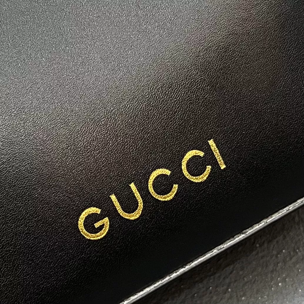 Gucci AAA Quality Messenger Bags For Women Trendy 4115