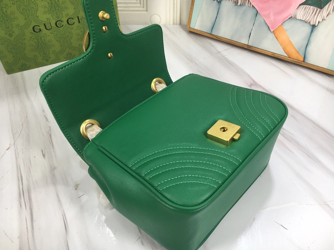 Gucci AAA Quality Messenger Bags For Women Trendy 4739