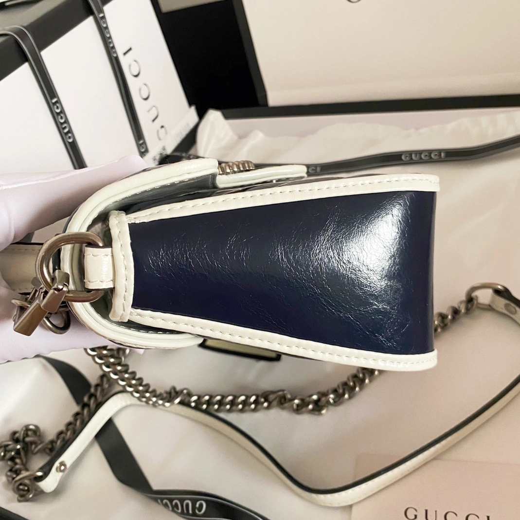 Gucci AAA Quality Messenger Bags For Women Trendy 6496