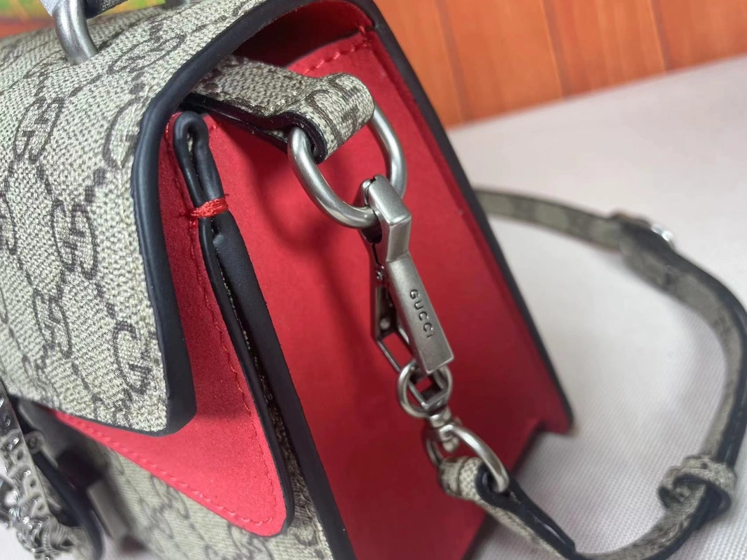 Gucci AAA Quality Messenger Bags For Women Trendy 8179