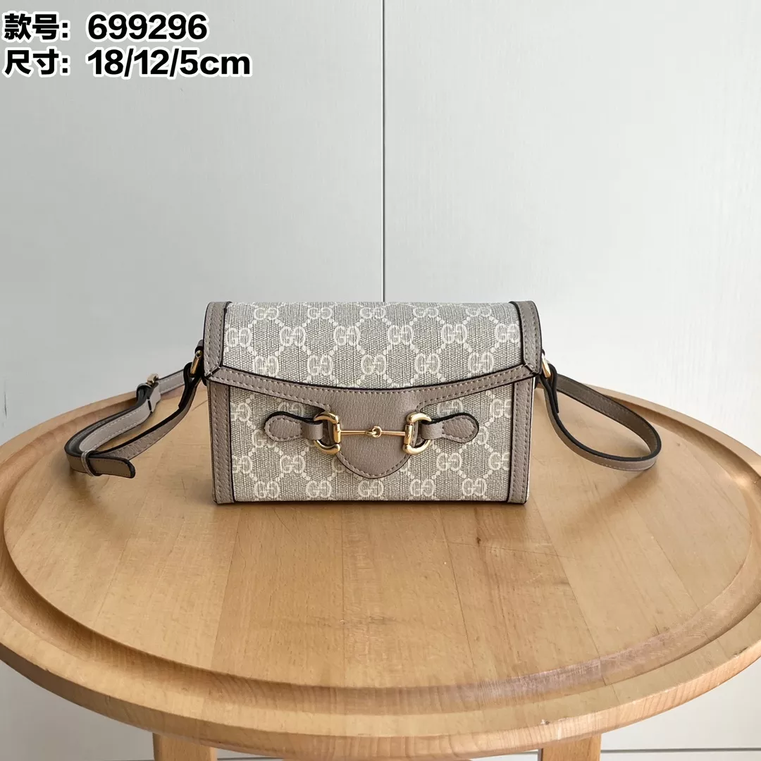 Gucci AAA Quality Messenger Bags For Women Unique 5316