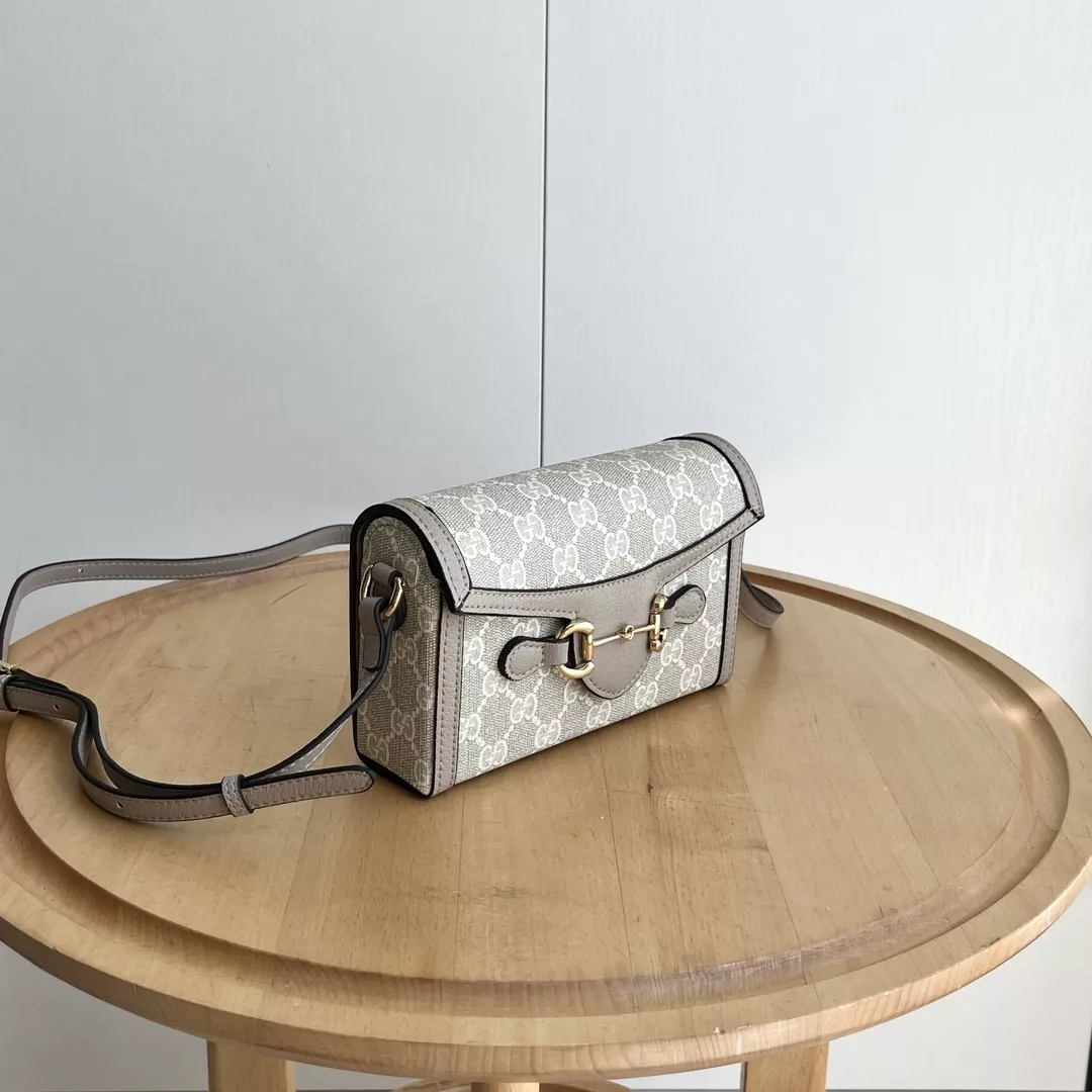 Gucci AAA Quality Messenger Bags For Women Unique 5316
