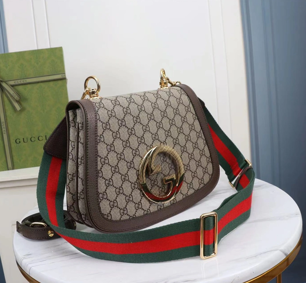 Gucci AAA Quality Messenger Bags For Women Unique 769