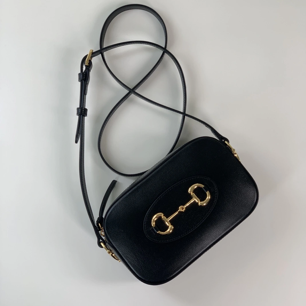 Gucci AAA Quality Messenger Bags For Women Unique 8096