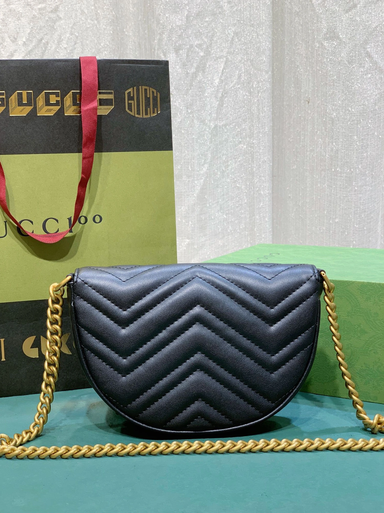 Gucci AAA Quality Messenger Bags For Women Unique 8499