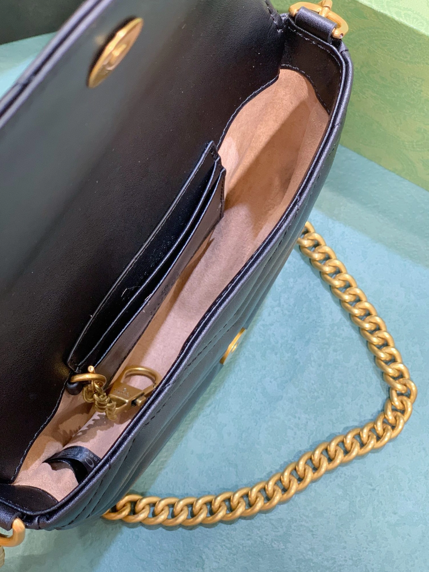 Gucci AAA Quality Messenger Bags For Women Unique 8499