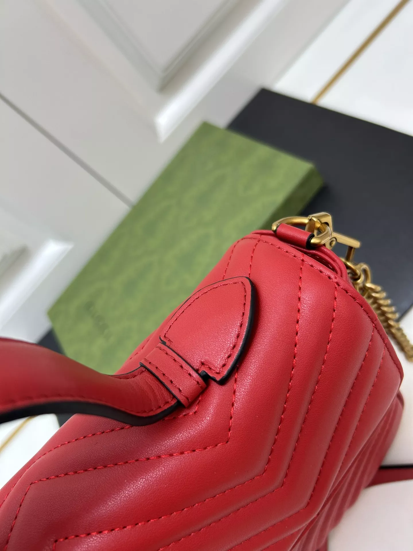Gucci AAA Quality Messenger Bags For Women Unique 9137