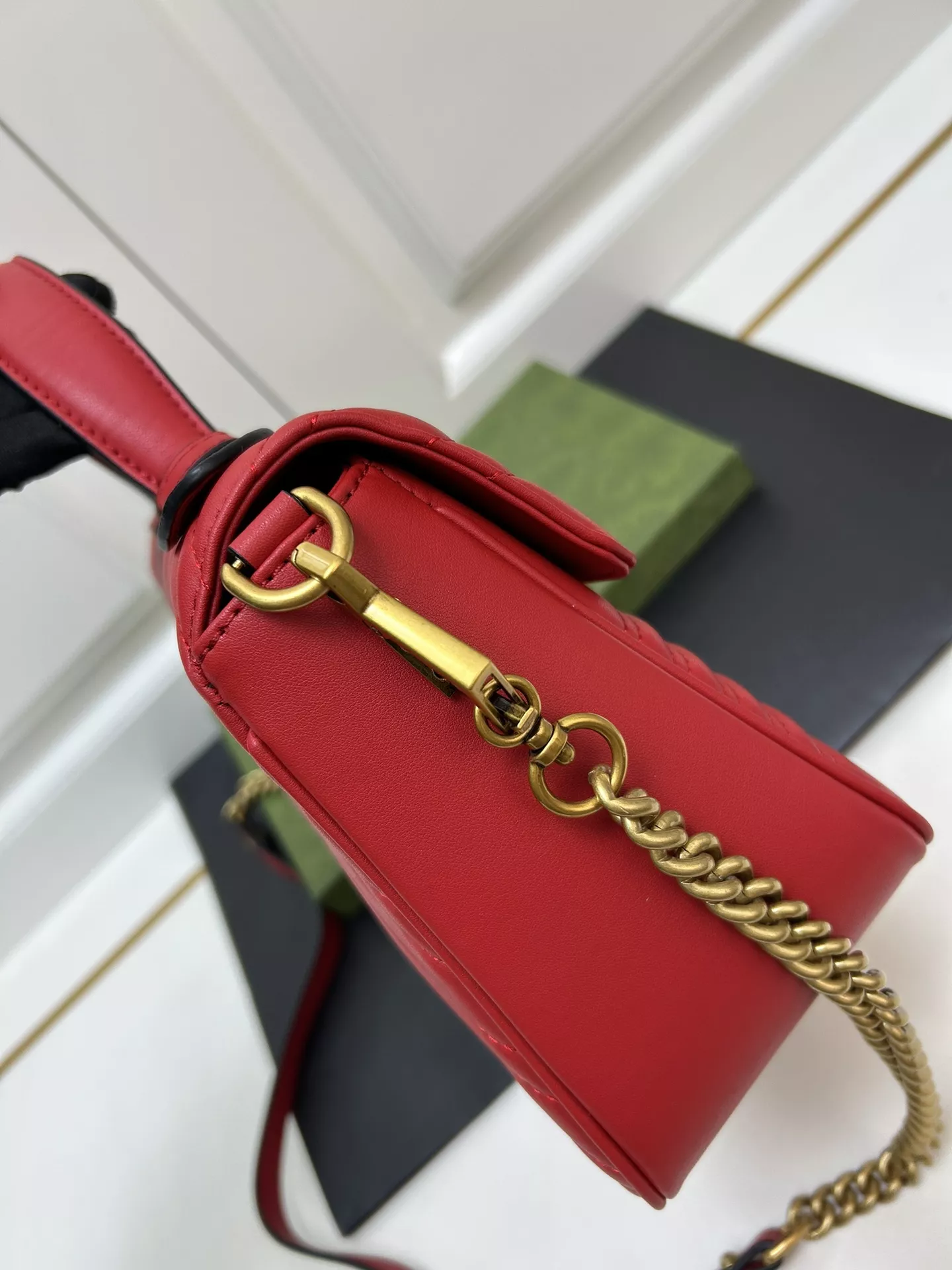 Gucci AAA Quality Messenger Bags For Women Unique 9137