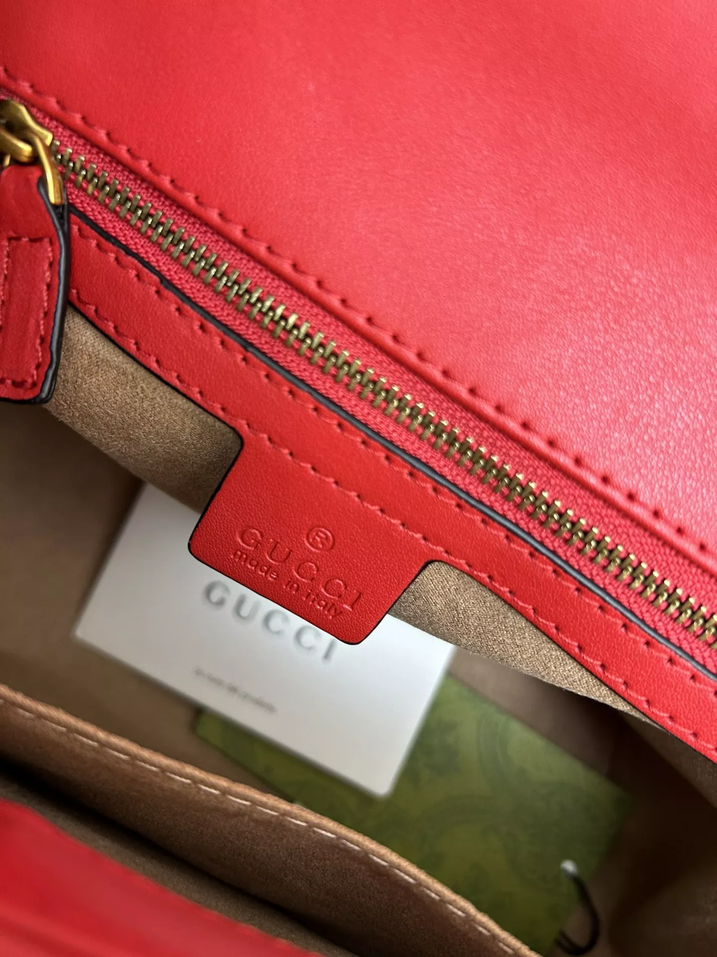 Gucci AAA Quality Messenger Bags For Women Unique 9137