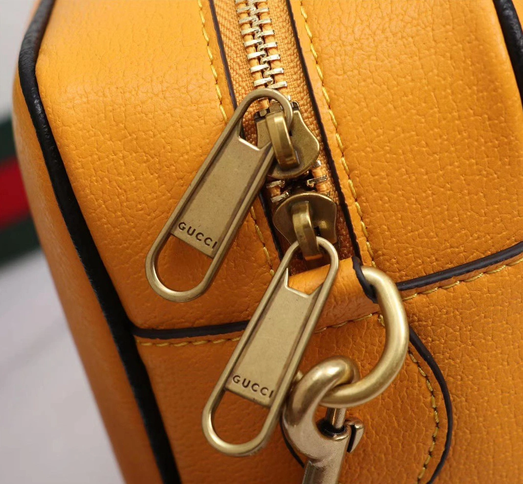 Gucci AAA Quality Messenger Bags For Women Unique 962