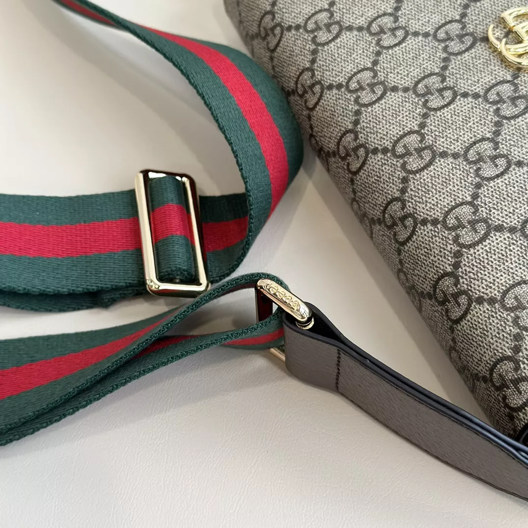 Gucci AAA Quality Messenger Bags For Women UrbanStyle 2060