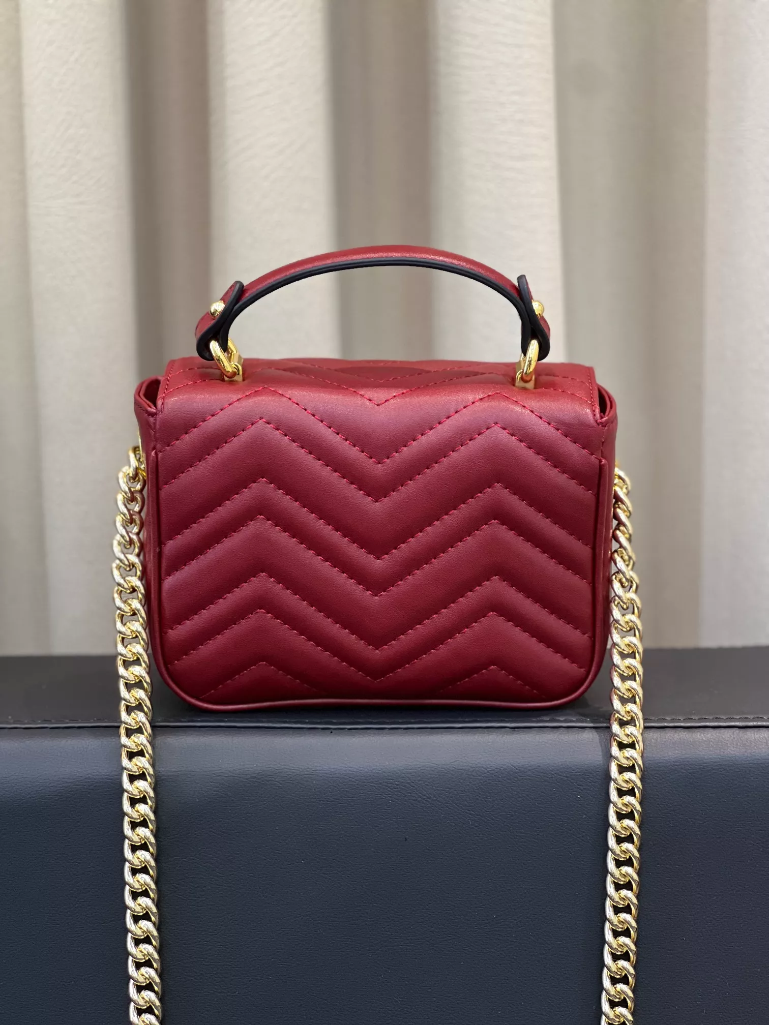Gucci AAA Quality Messenger Bags For Women UrbanStyle 4111
