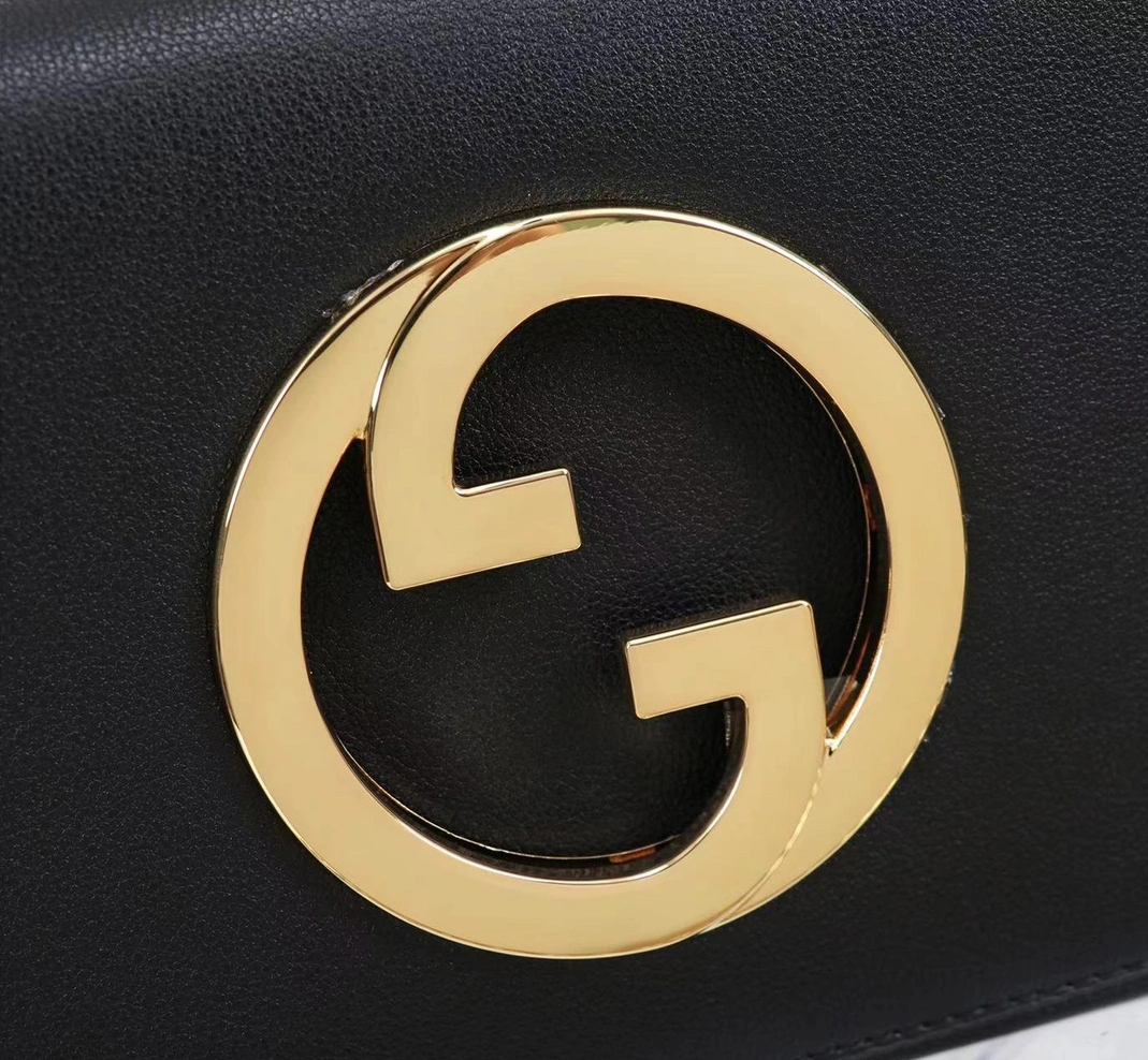 Gucci AAA Quality Messenger Bags For Women Vibrant 4852