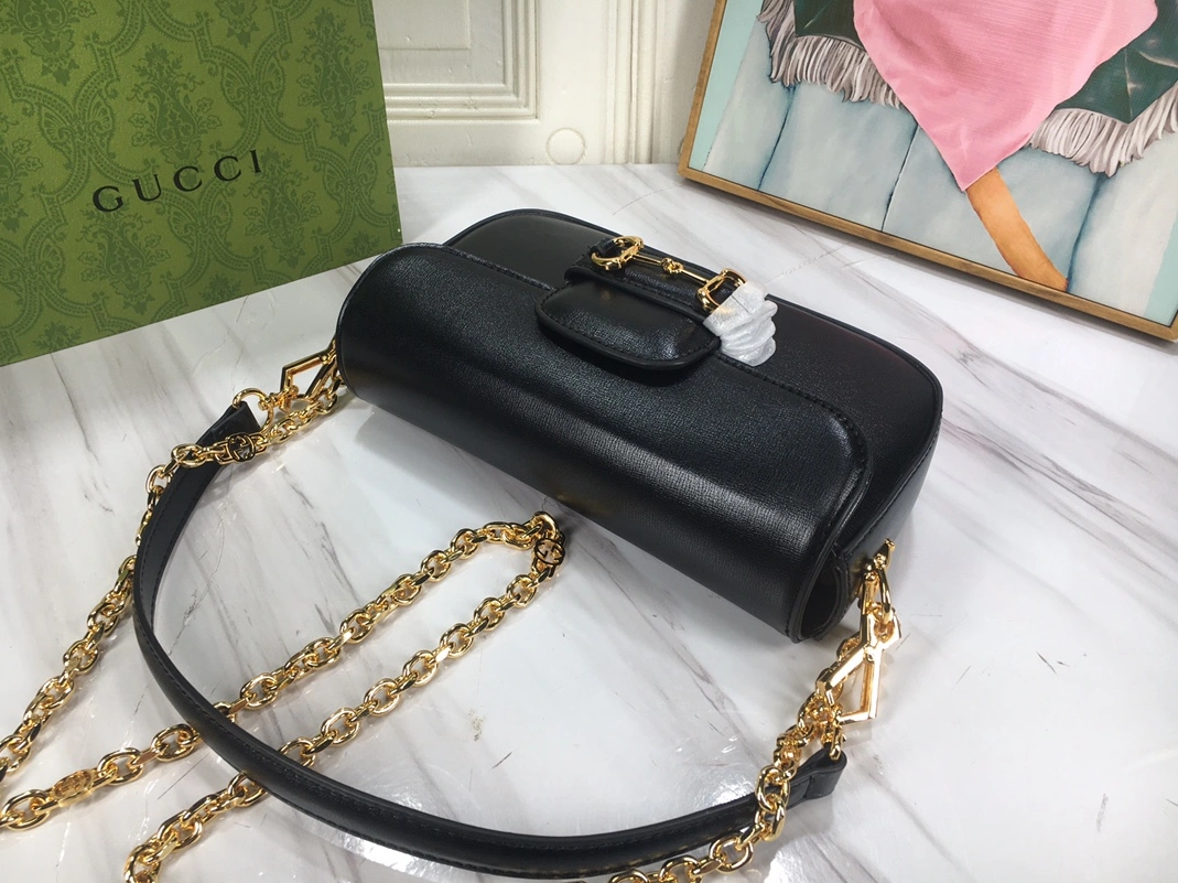 Gucci AAA Quality Messenger Bags For Women WellDesigned 5194