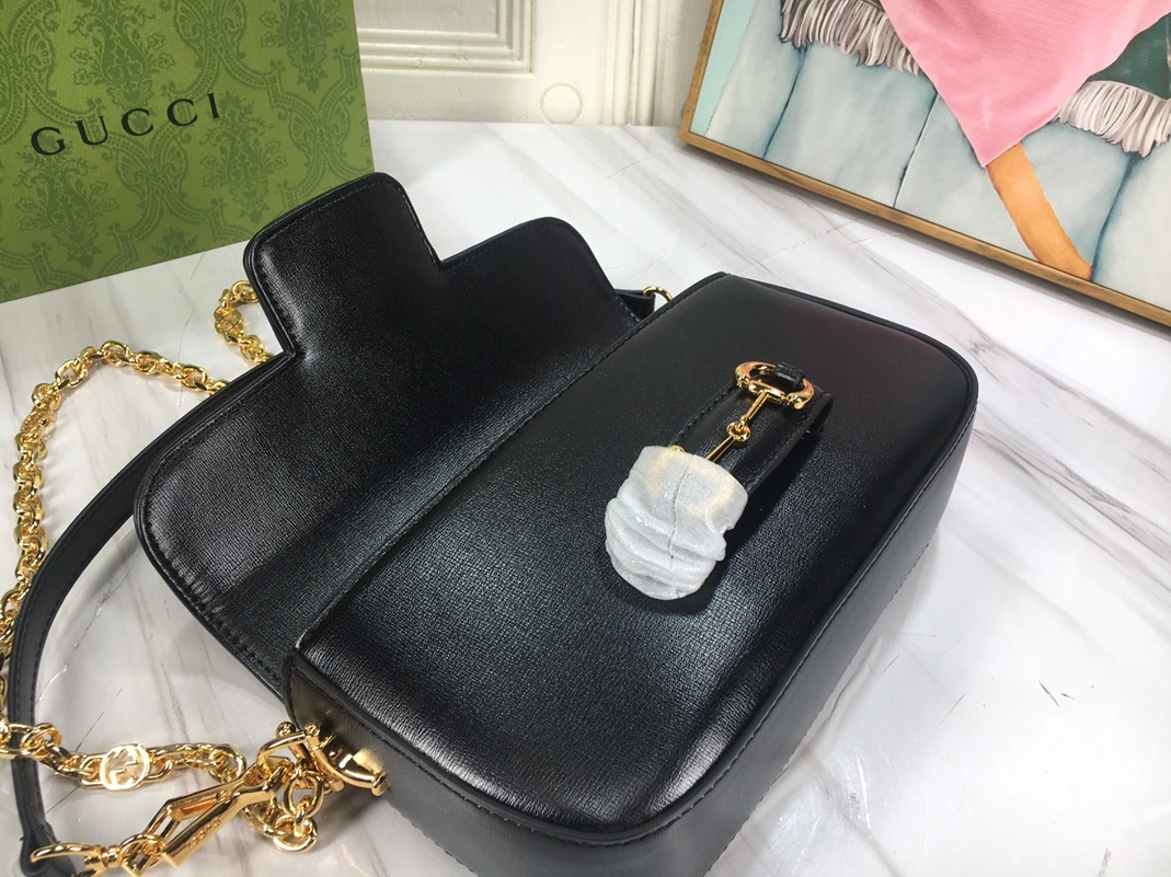 Gucci AAA Quality Messenger Bags For Women WellDesigned 5194