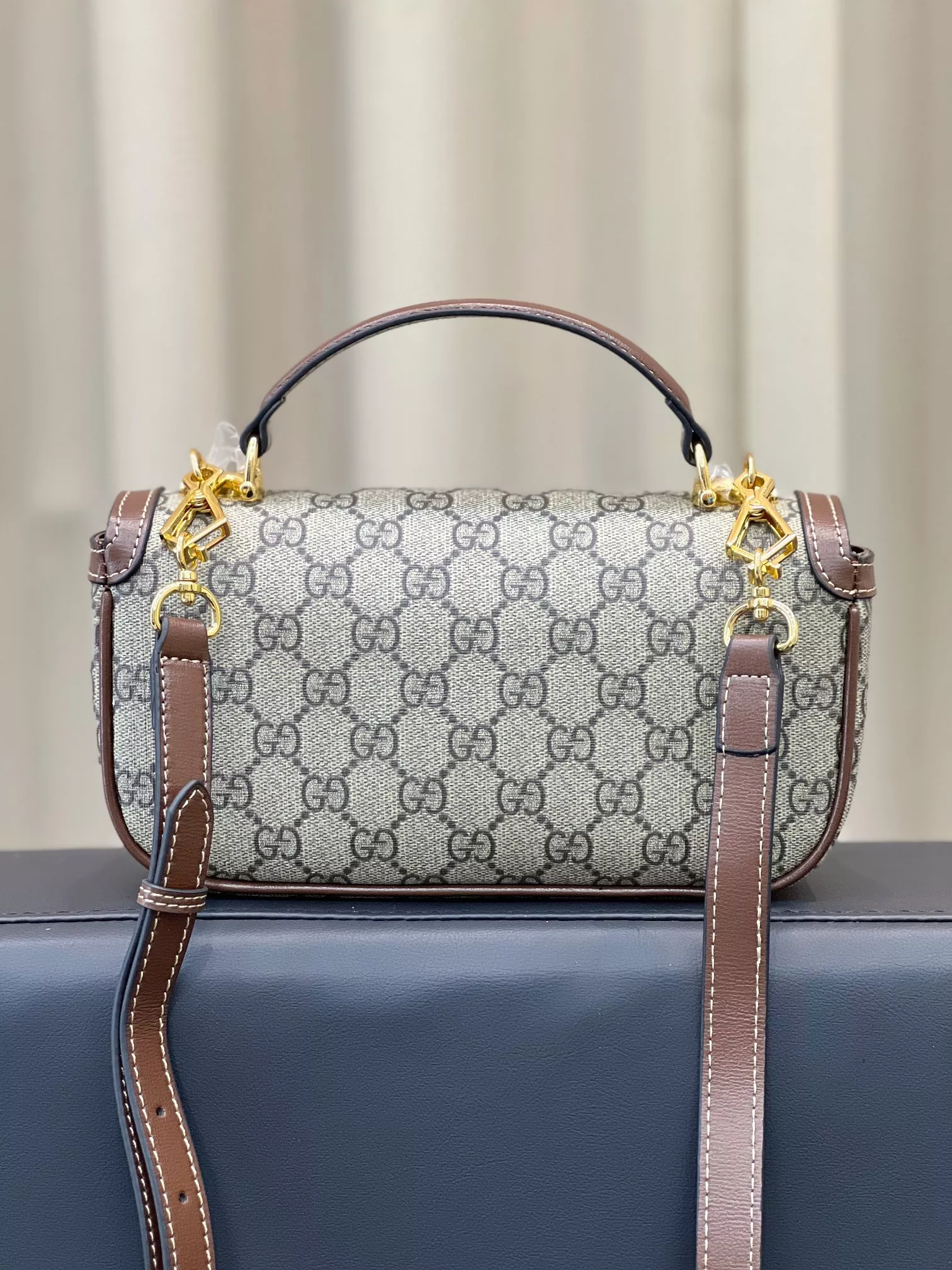 Gucci AAA Quality Messenger Bags For Women WellDesigned 5538