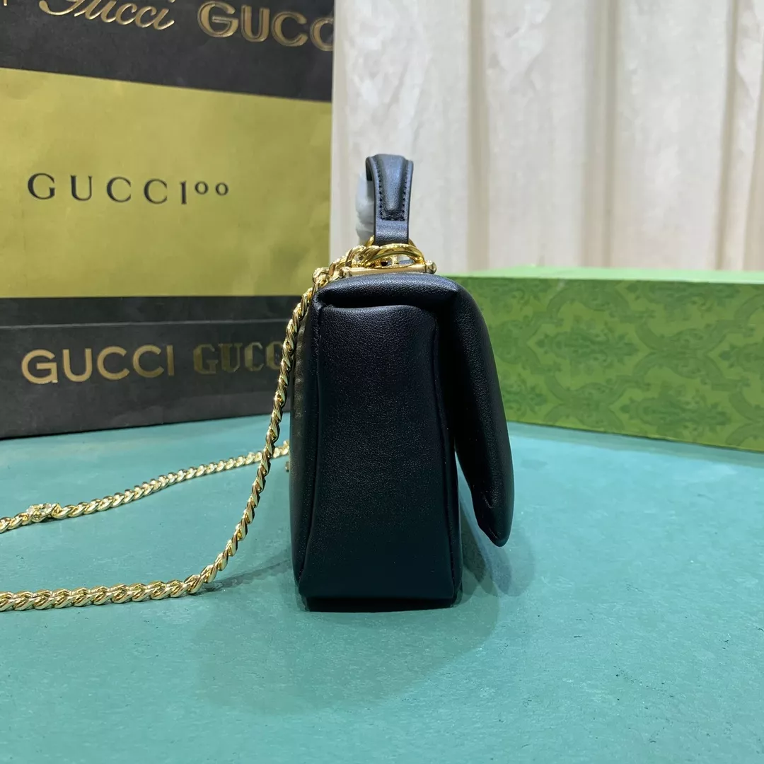 Gucci AAA Quality Messenger Bags For Women WellDesigned 7634