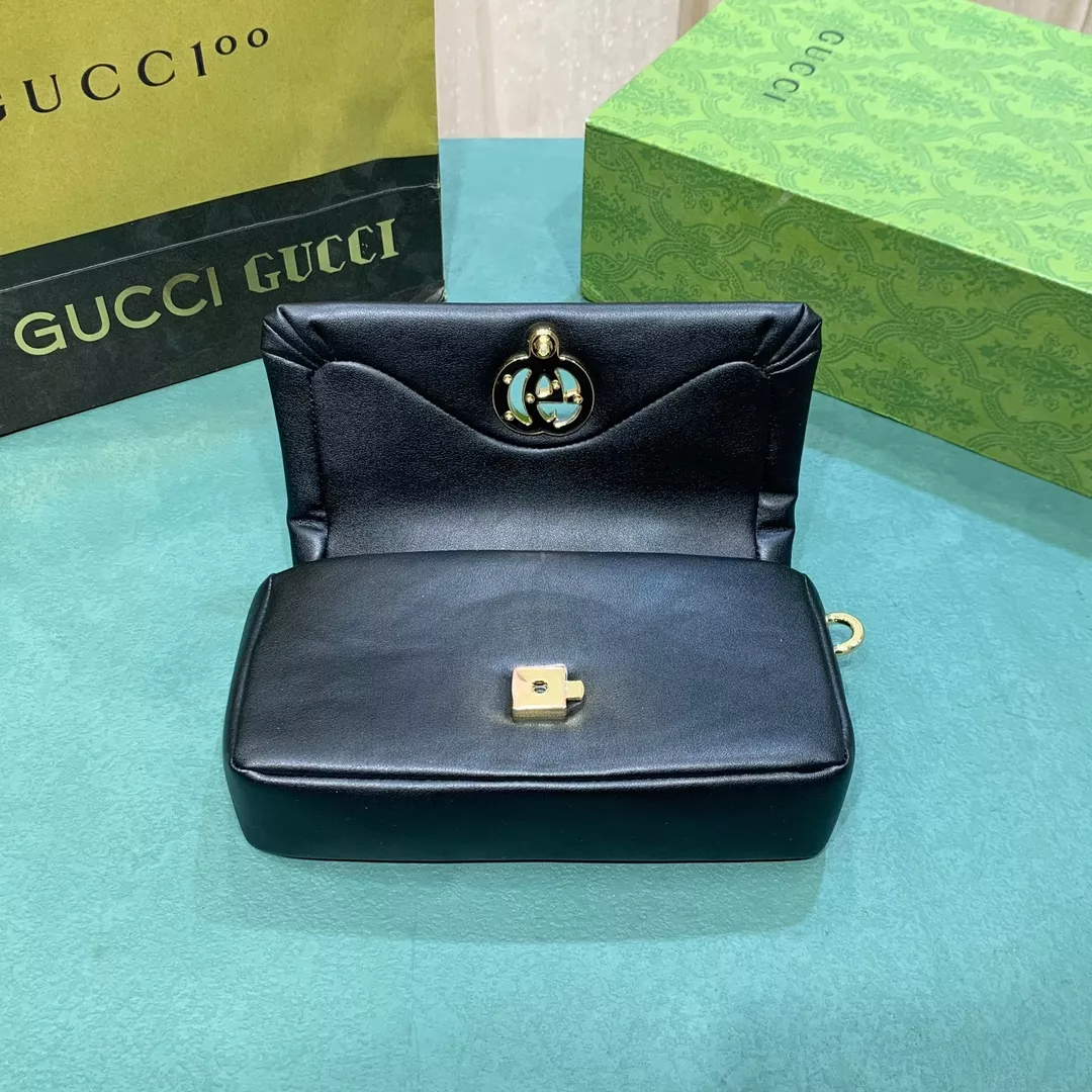 Gucci AAA Quality Messenger Bags For Women WellDesigned 7634