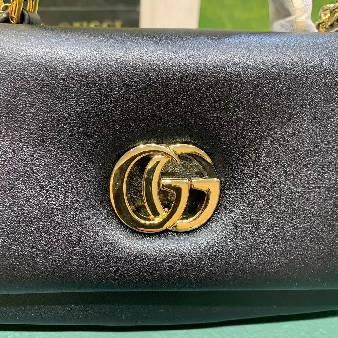 Gucci AAA Quality Messenger Bags For Women WellDesigned 7634