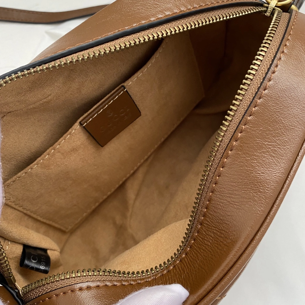 Gucci AAA Quality Messenger Bags Resilient 3104