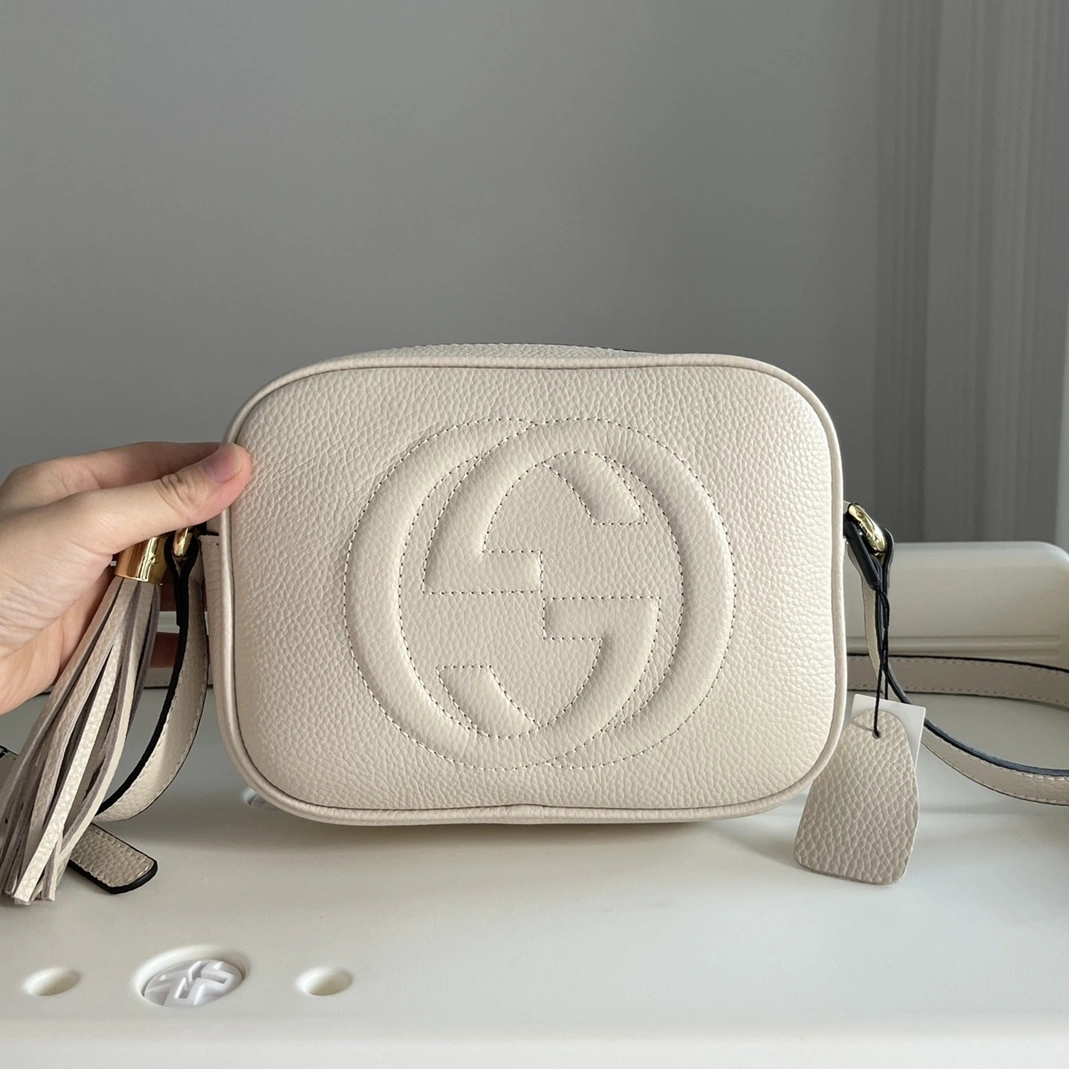 Gucci AAA Quality Messenger Bags SmartChoice 9420