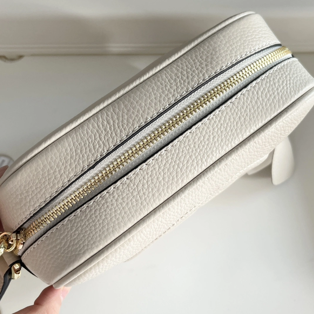 Gucci AAA Quality Messenger Bags SmartChoice 9420