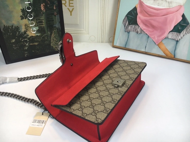 Gucci AAA Quality Messenger Bags Trendy 219