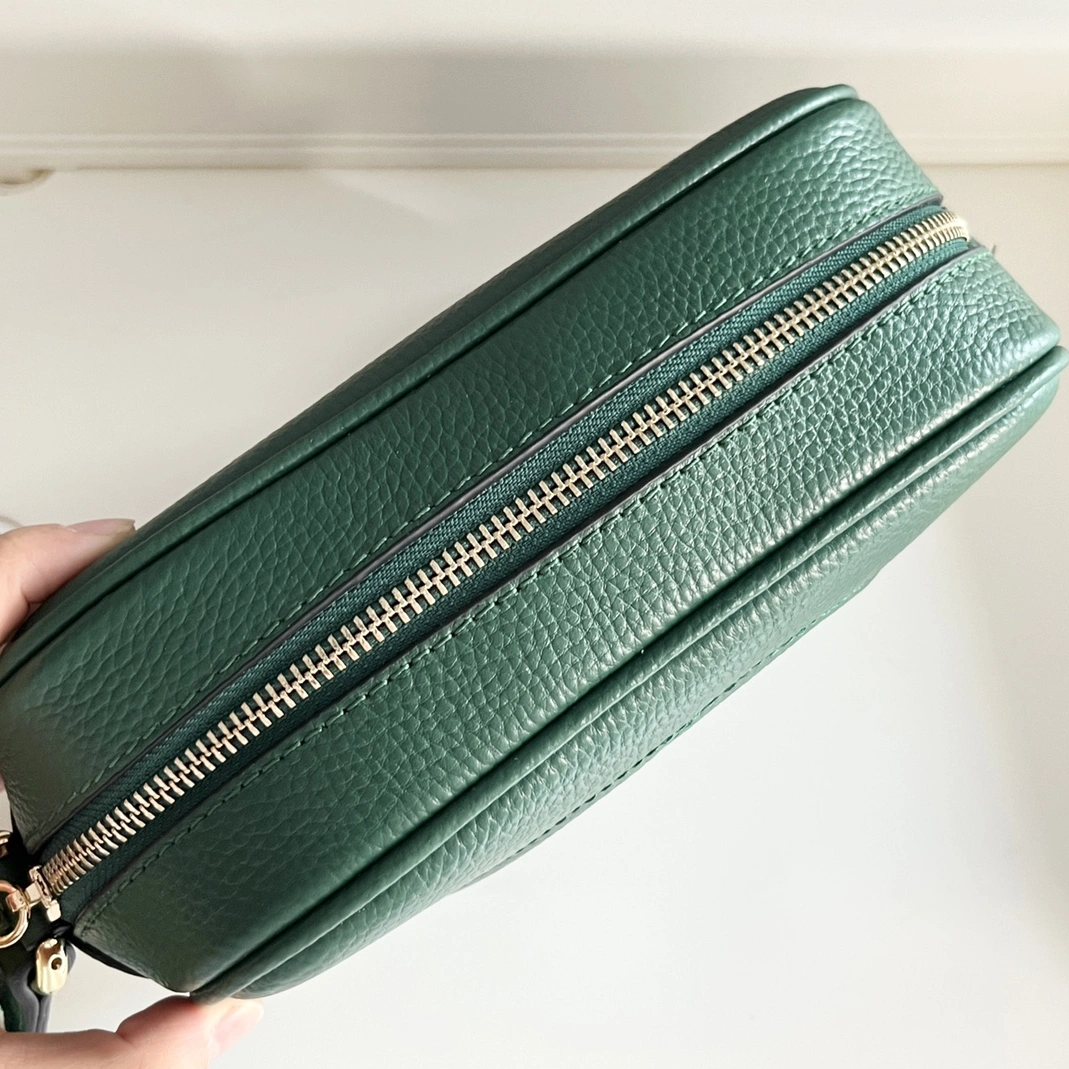 Gucci AAA Quality Messenger Bags WellDesigned 2409