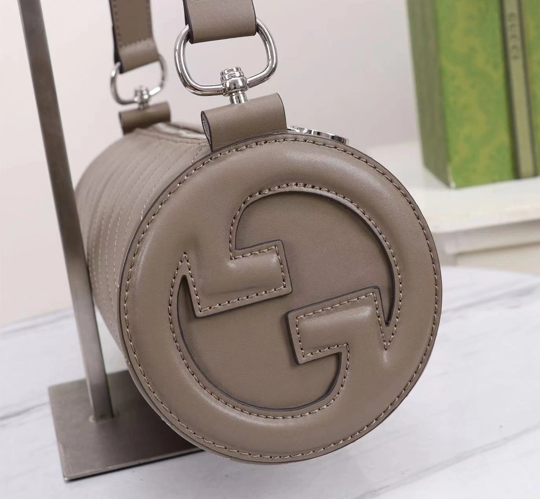 Gucci AAA Quality Shoulder Bags For Women Bold 1525