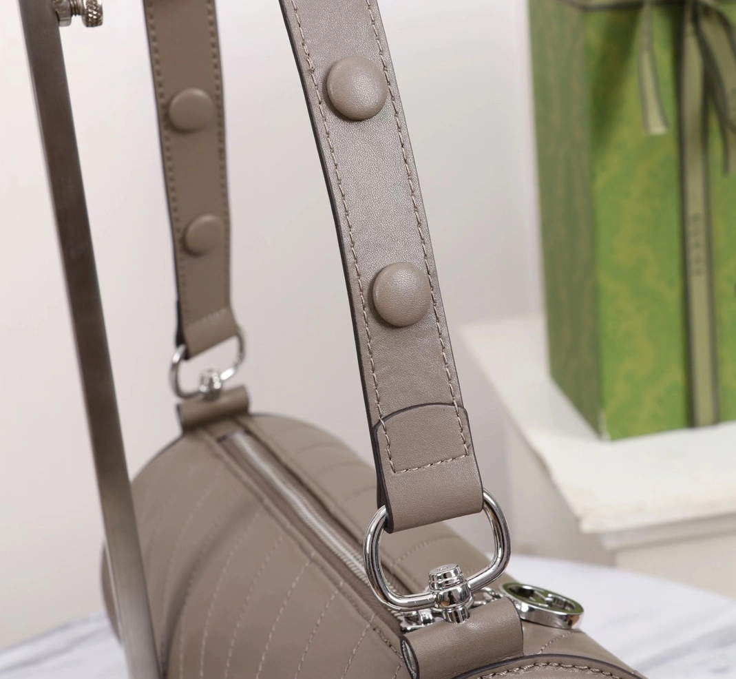 Gucci AAA Quality Shoulder Bags For Women Bold 1525