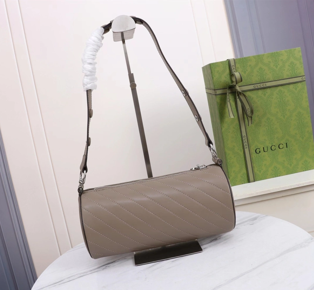 Gucci AAA Quality Shoulder Bags For Women Bold 1525