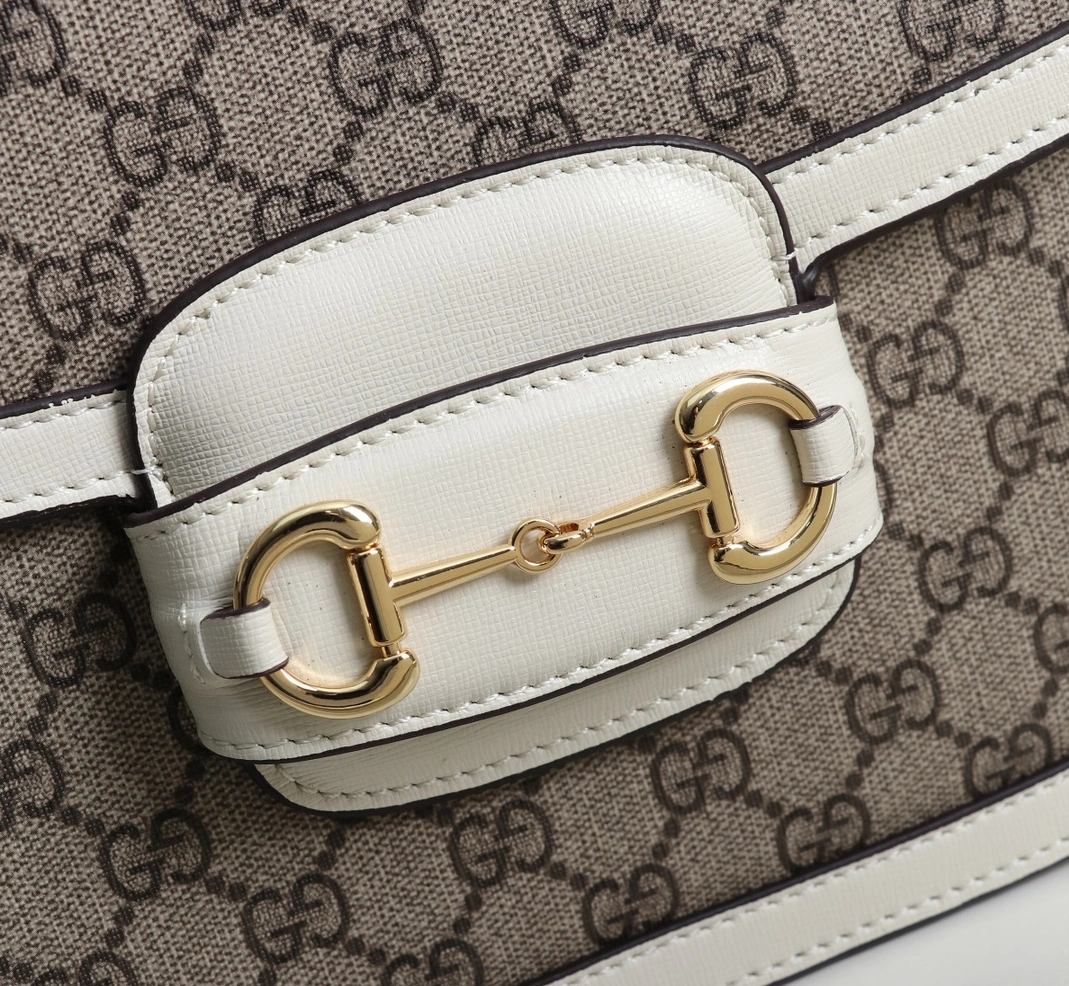 Gucci AAA Quality Shoulder Bags For Women Breathable 734