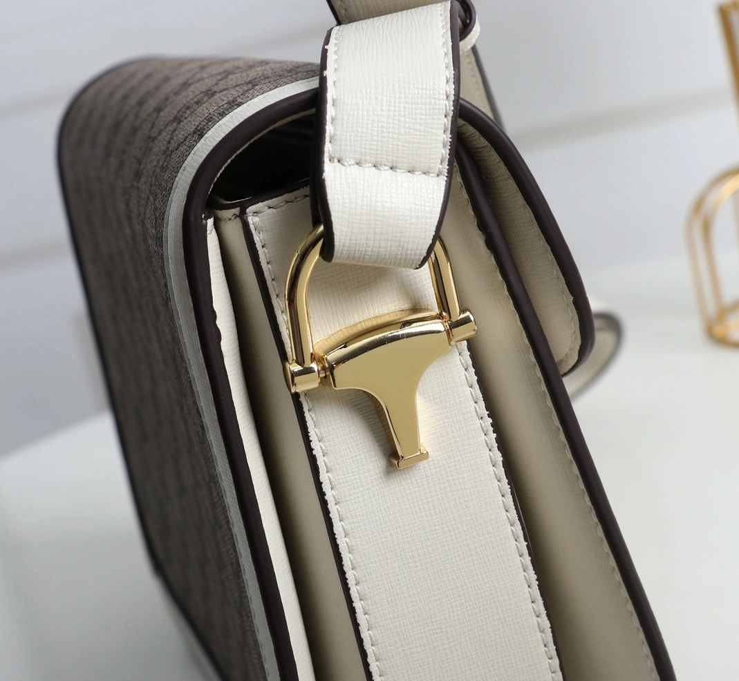 Gucci AAA Quality Shoulder Bags For Women Breathable 734