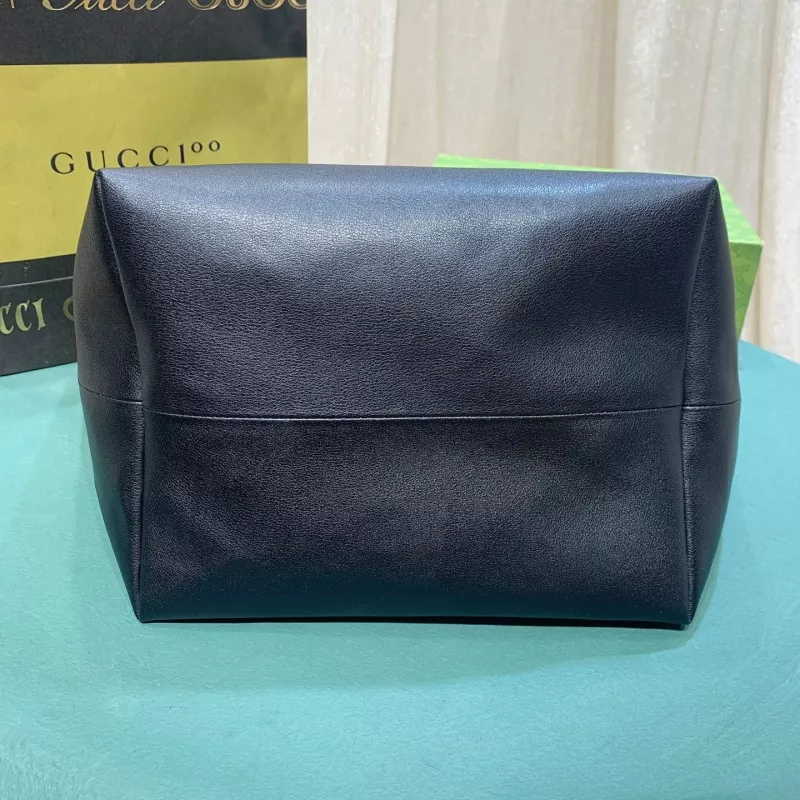 Gucci AAA Quality Shoulder Bags For Women Breathable 7694