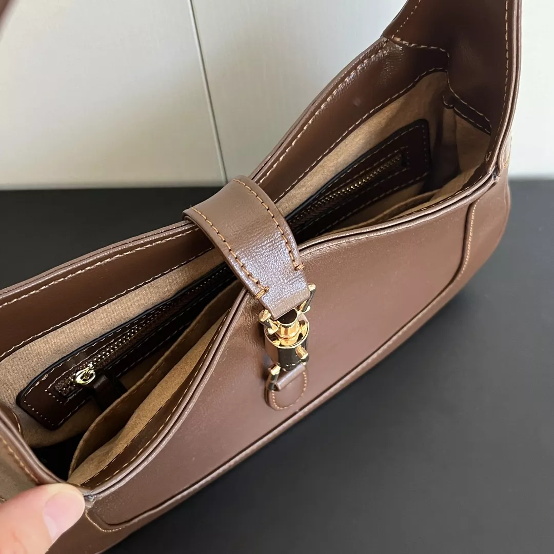 Gucci AAA Quality Shoulder Bags For Women Bright 3644