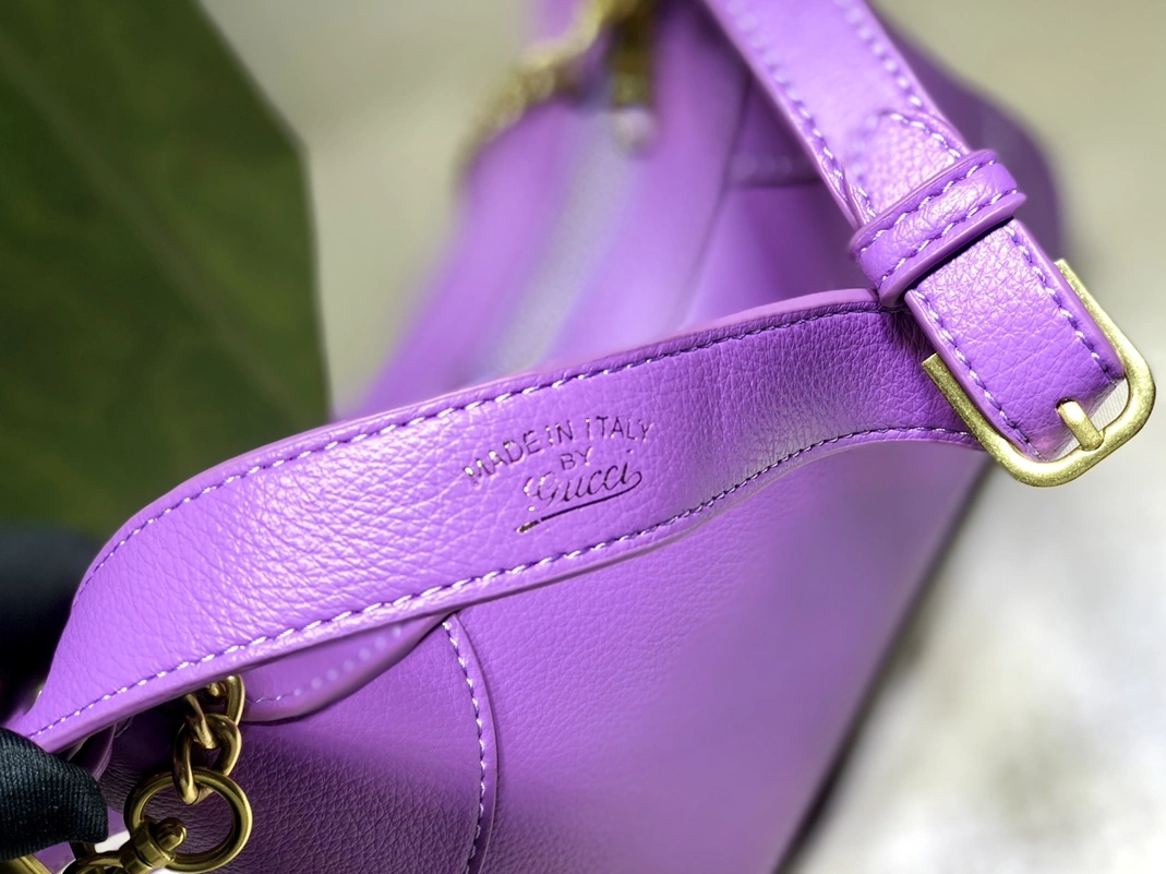 Gucci AAA Quality Shoulder Bags For Women Classic 6015