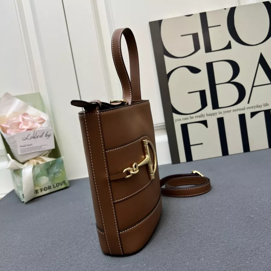 Gucci AAA Quality Shoulder Bags For Women DailyWear 3466