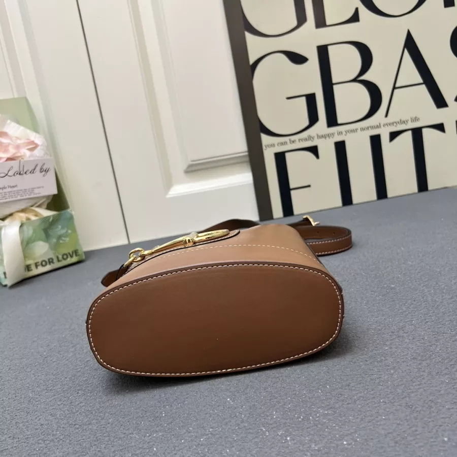 Gucci AAA Quality Shoulder Bags For Women DailyWear 3466