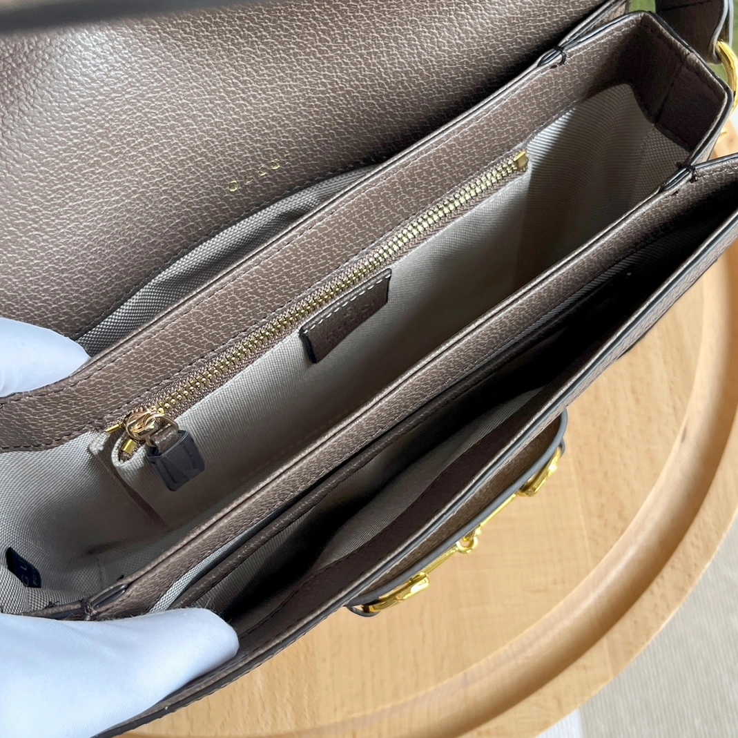 Gucci AAA Quality Shoulder Bags For Women Durable 1489