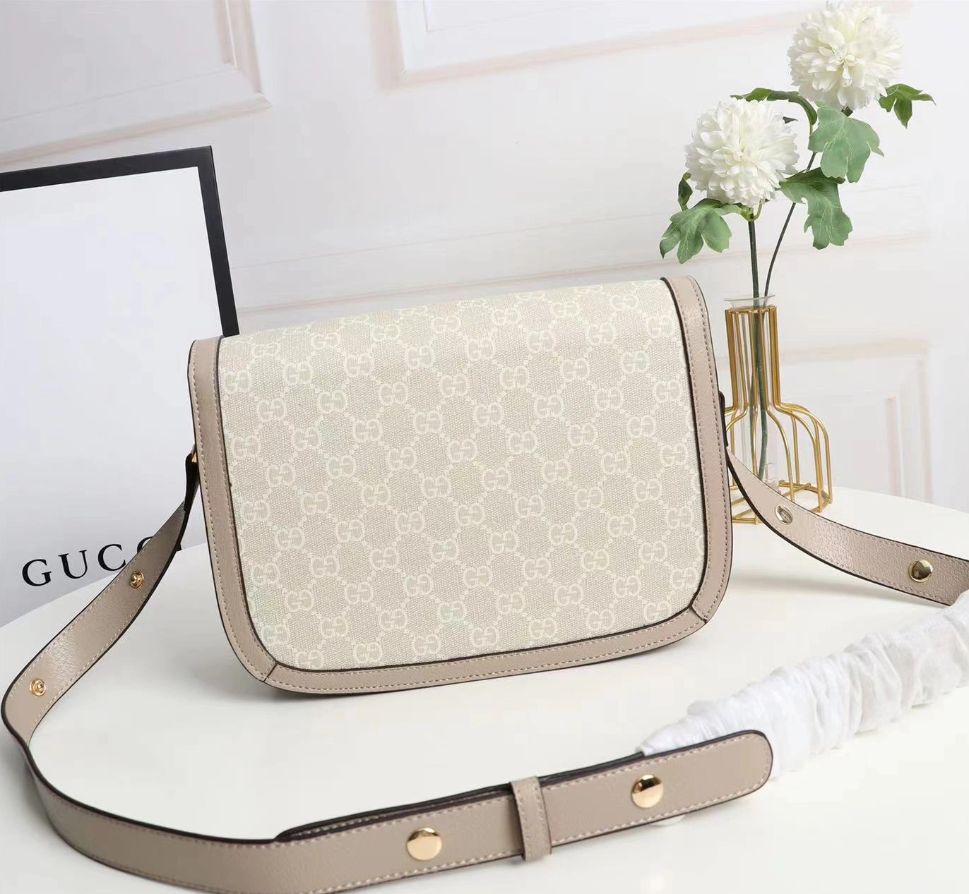Gucci AAA Quality Shoulder Bags For Women Durable 6002