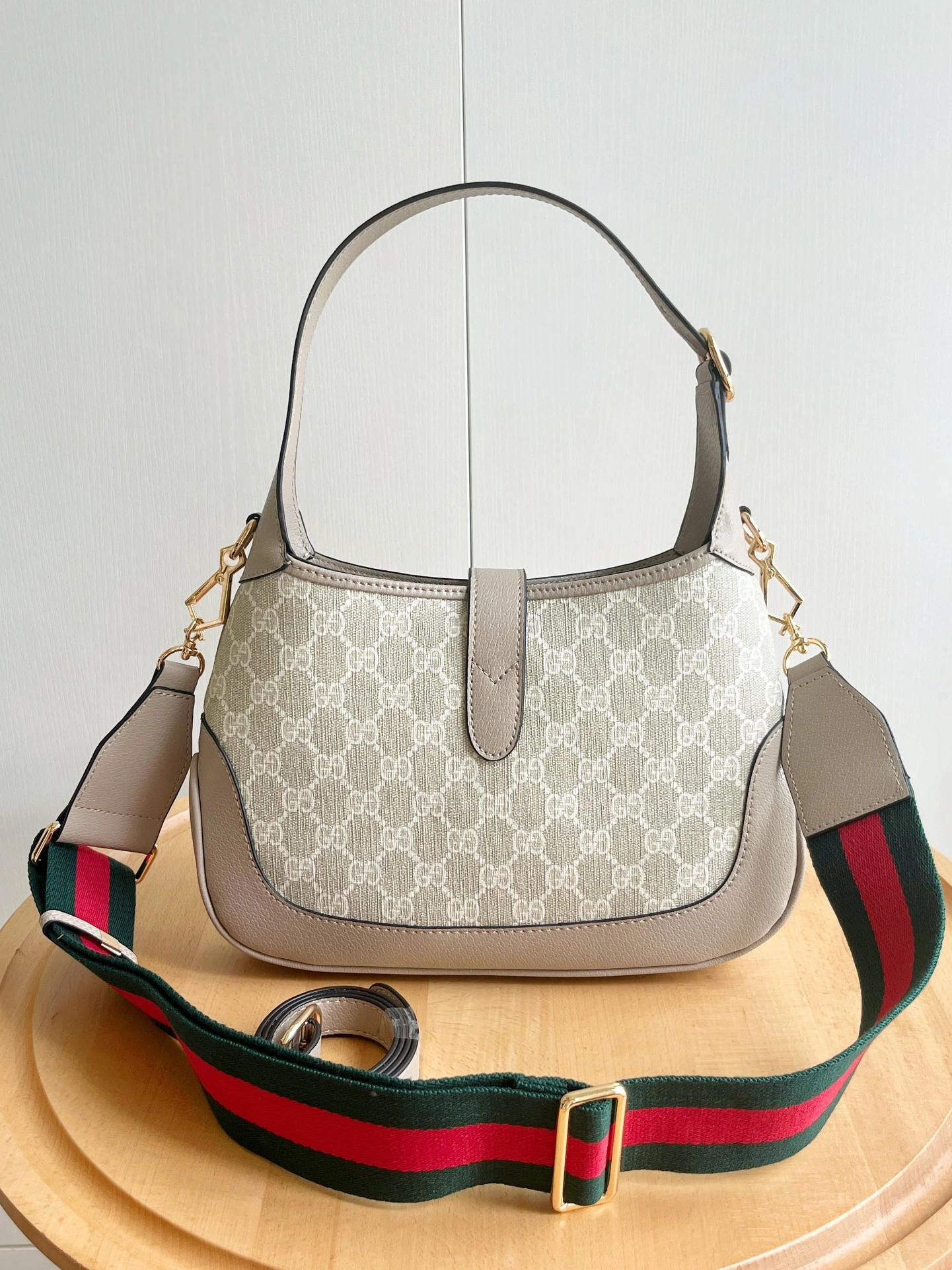 Gucci AAA Quality Shoulder Bags For Women EasyMatch 3175