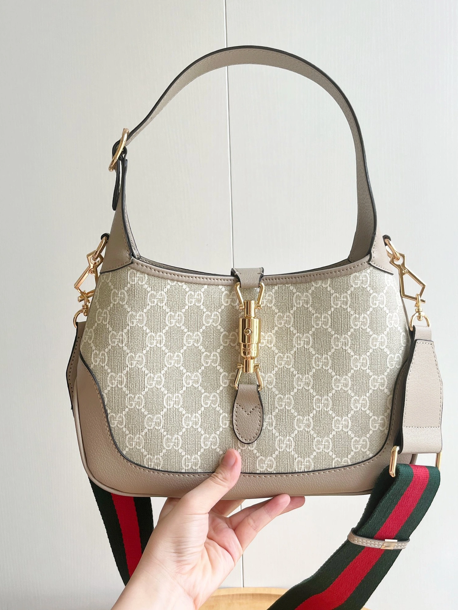 Gucci AAA Quality Shoulder Bags For Women EasyMatch 3175